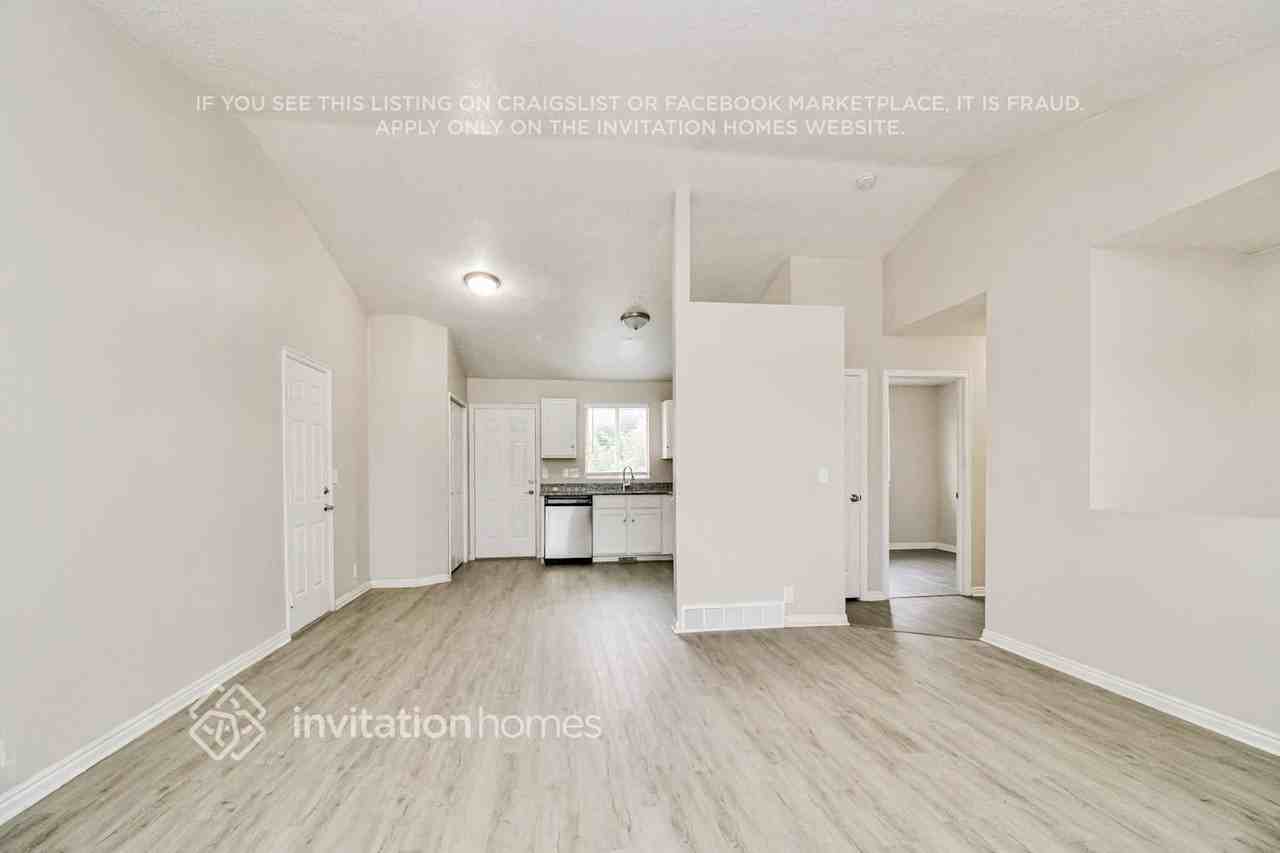 5965 W Brud Dr - Photo 6 of 26