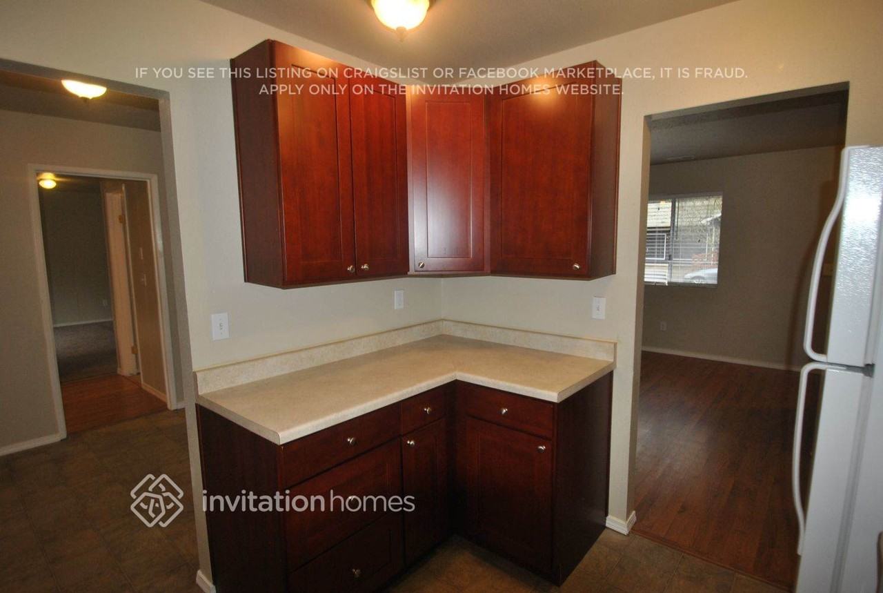 18702 Se 265th St - Photo 7 of 15
