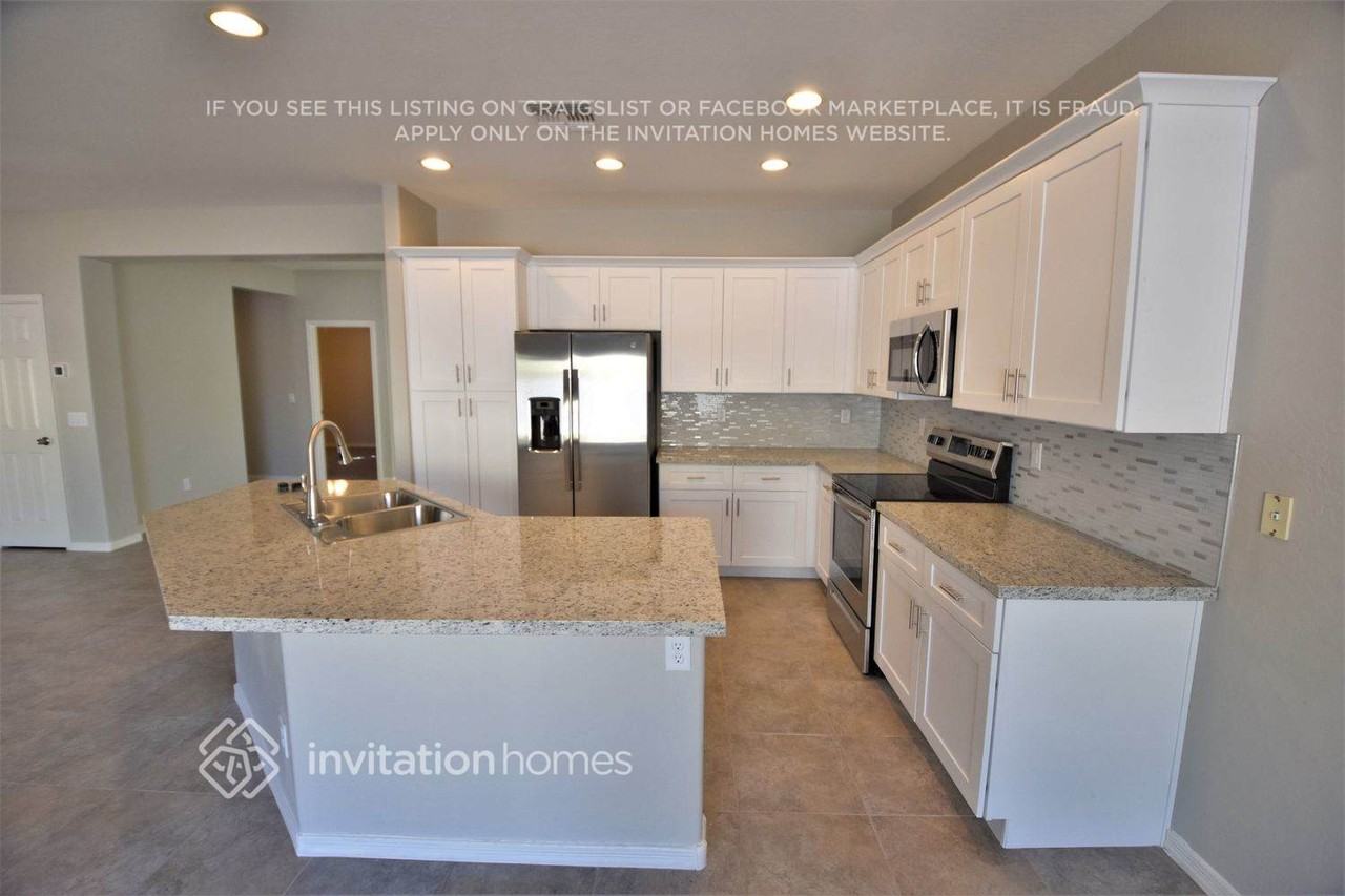 17774 W Carmen Dr - Photo 6 of 22