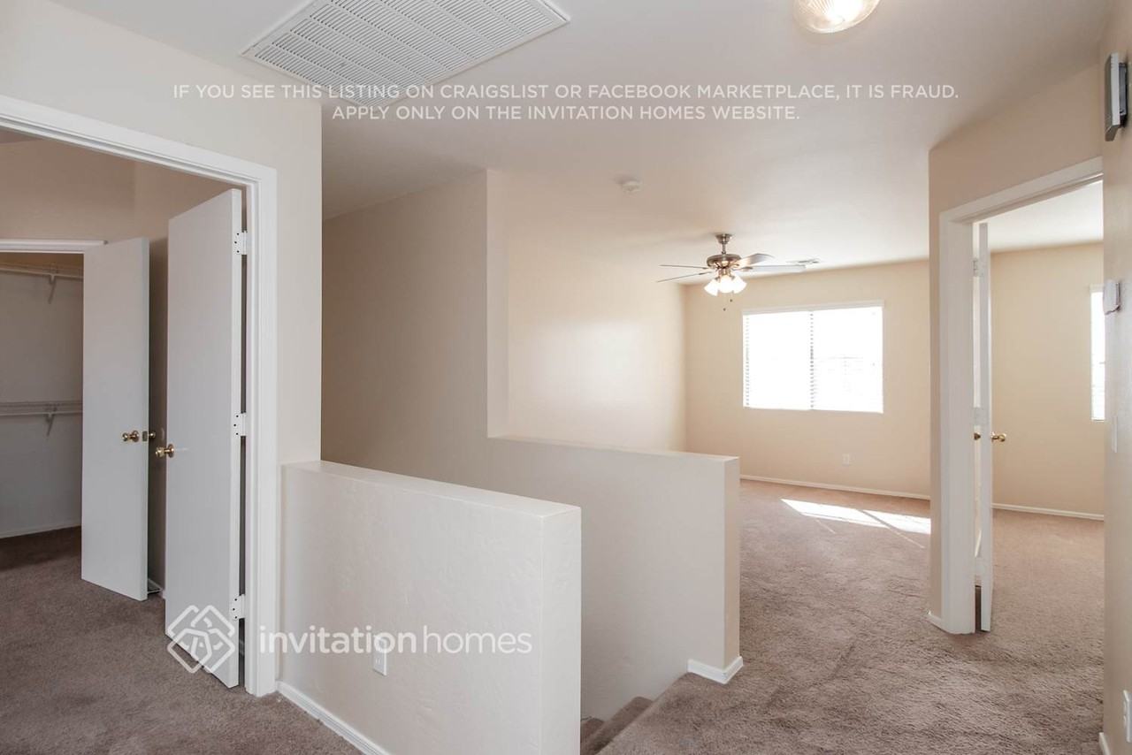 9708 E Baltimore Cir - Photo 7 of 17