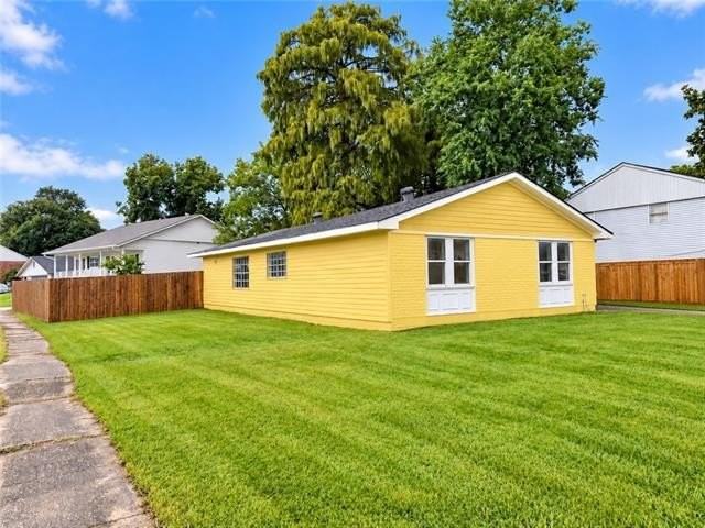 116 Adonis Way - Photo 2 of 20