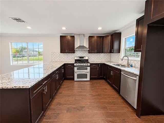 116 Adonis Way - Photo 6 of 20