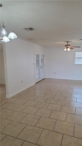 4826 Chrysler St - Photo 3 of 15