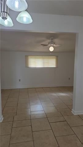 4826 Chrysler St - Photo 6 of 15