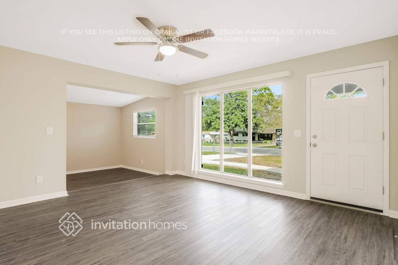 2130 Thiervy Dr - Photo 5 of 29