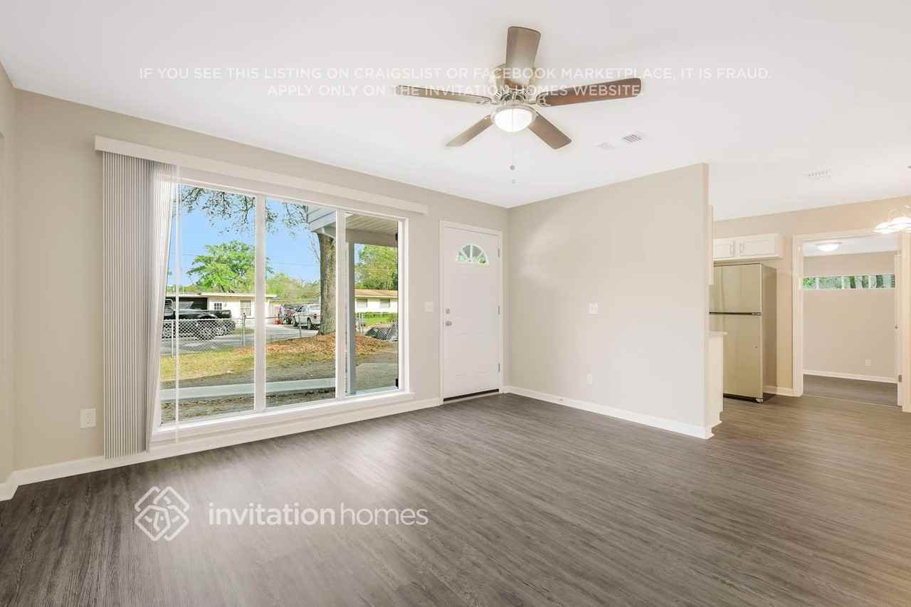 2130 Thiervy Dr - Photo 6 of 29