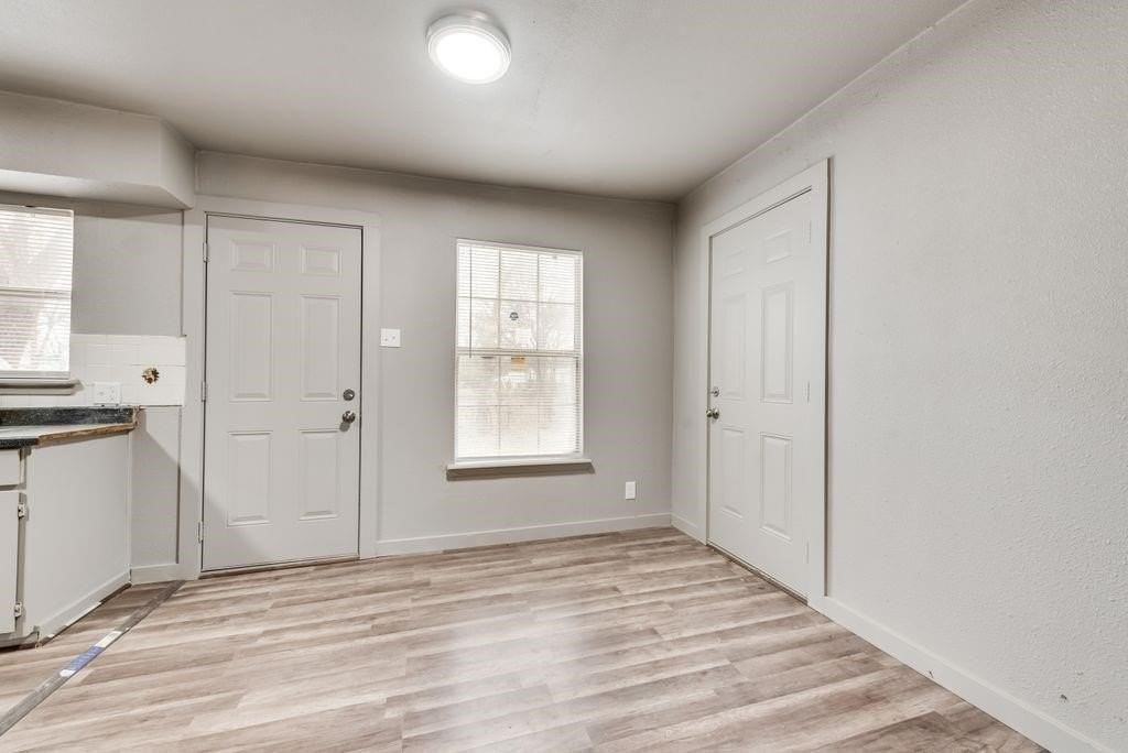 4414 Cinda Ree Ln - Photo 6 of 14