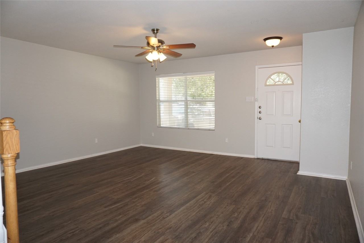 2908 Nara Vista Trl - Photo 4 of 17