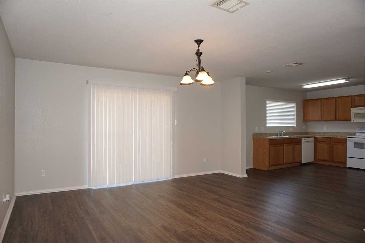 2908 Nara Vista Trl - Photo 5 of 17