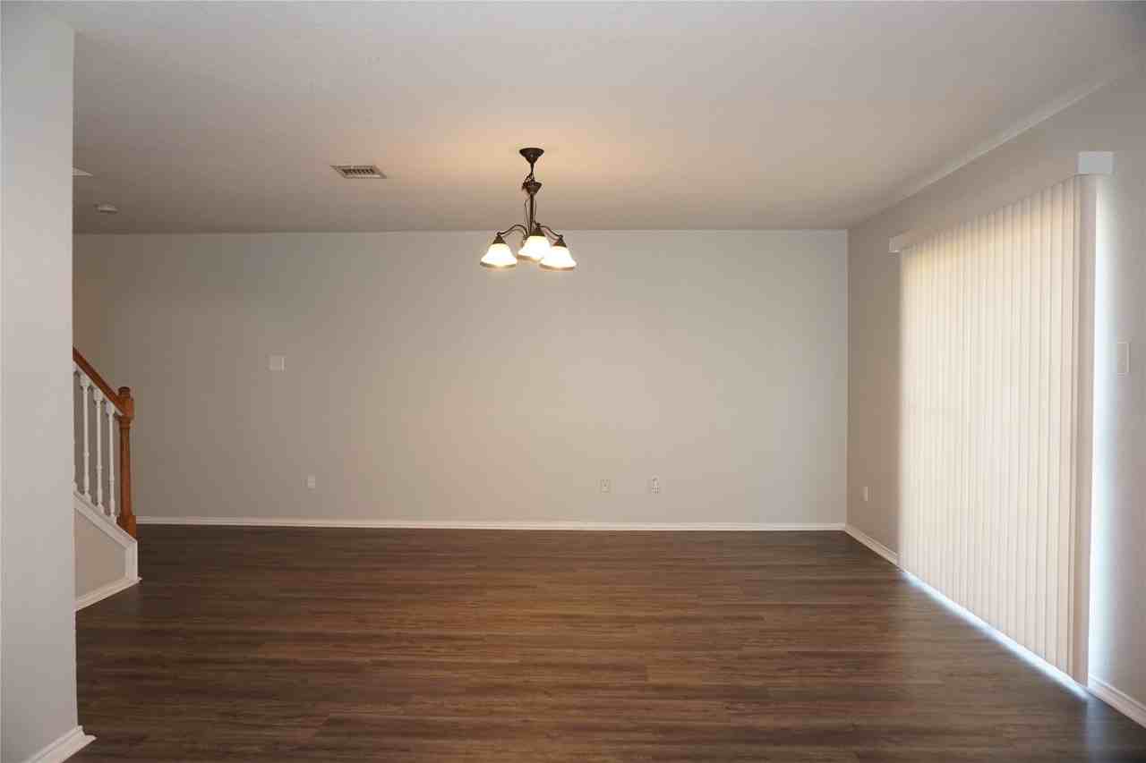 2908 Nara Vista Trl - Photo 7 of 17