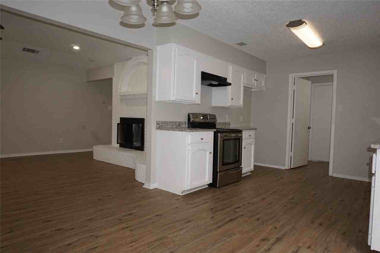 7133 Barbados Dr - Photo 7 of 19
