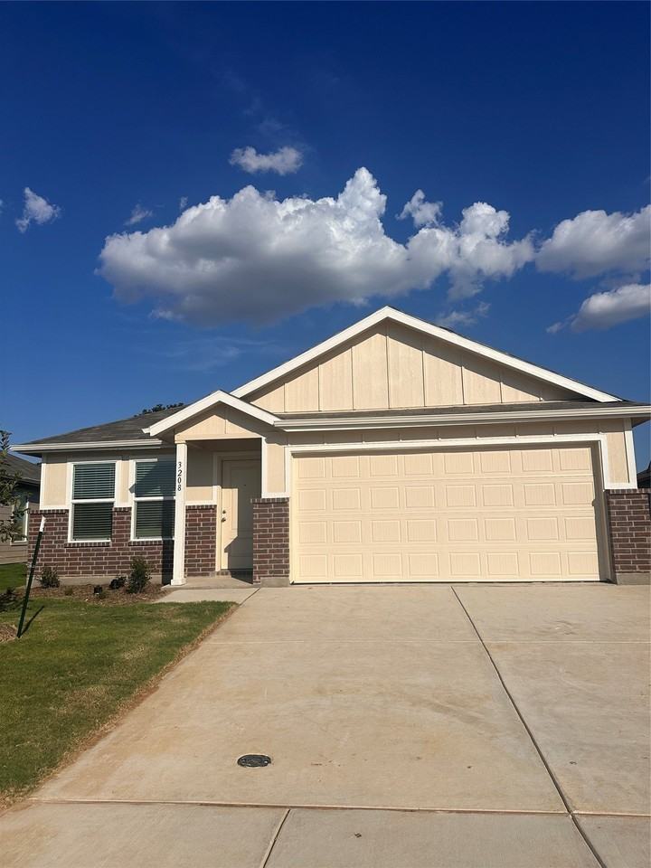 3208 Tarpan Ct - Photo 2 of 15