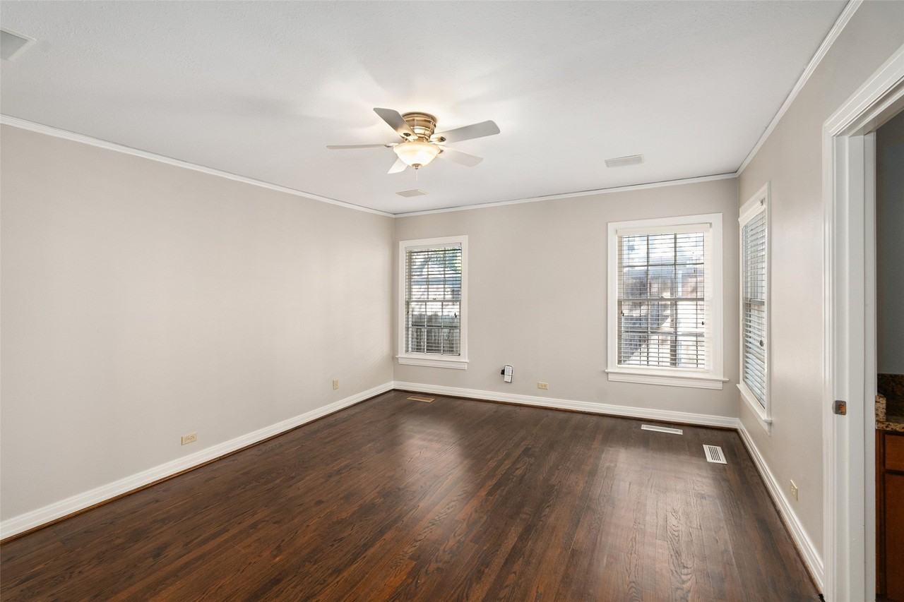 4236 Amherst Ave - Photo 5 of 18