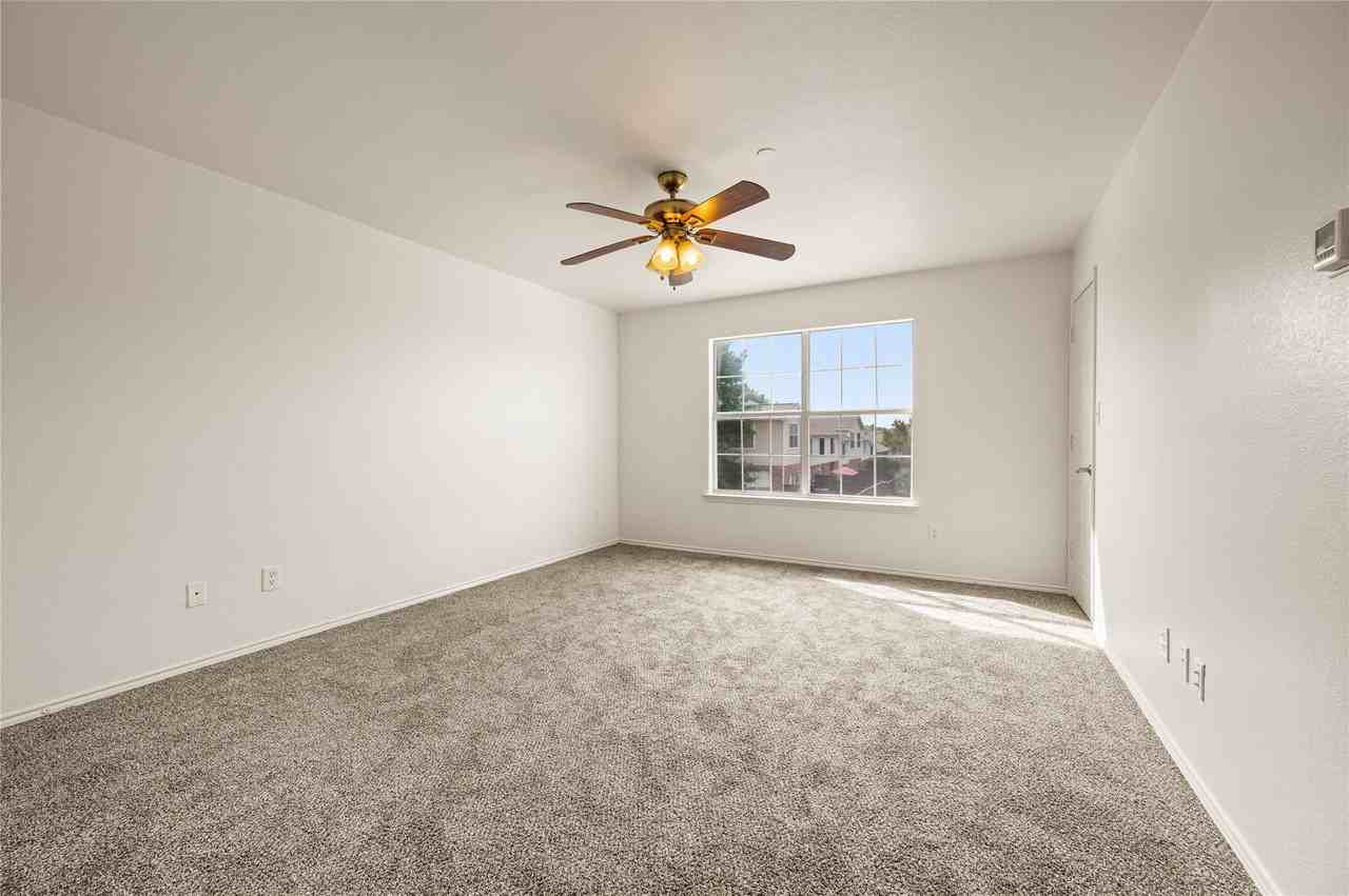 4535 Woodsboro Ln - Photo 7 of 13