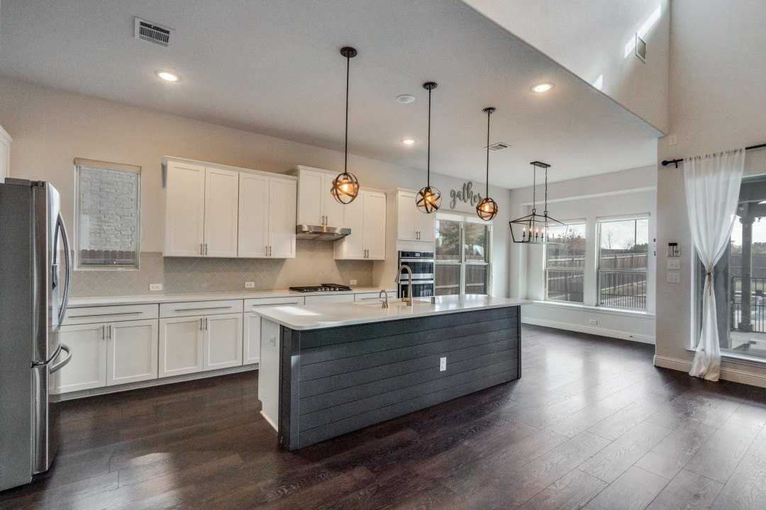 5401 Tuskegee Trl - Photo 6 of 12
