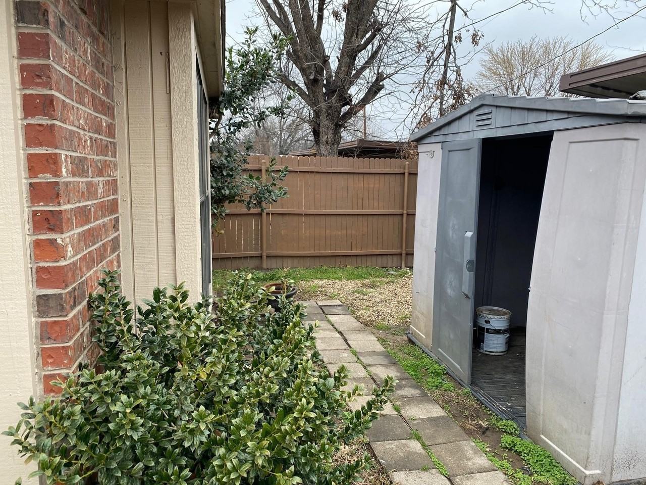 3055 Gregory Ln - Photo 2 of 18