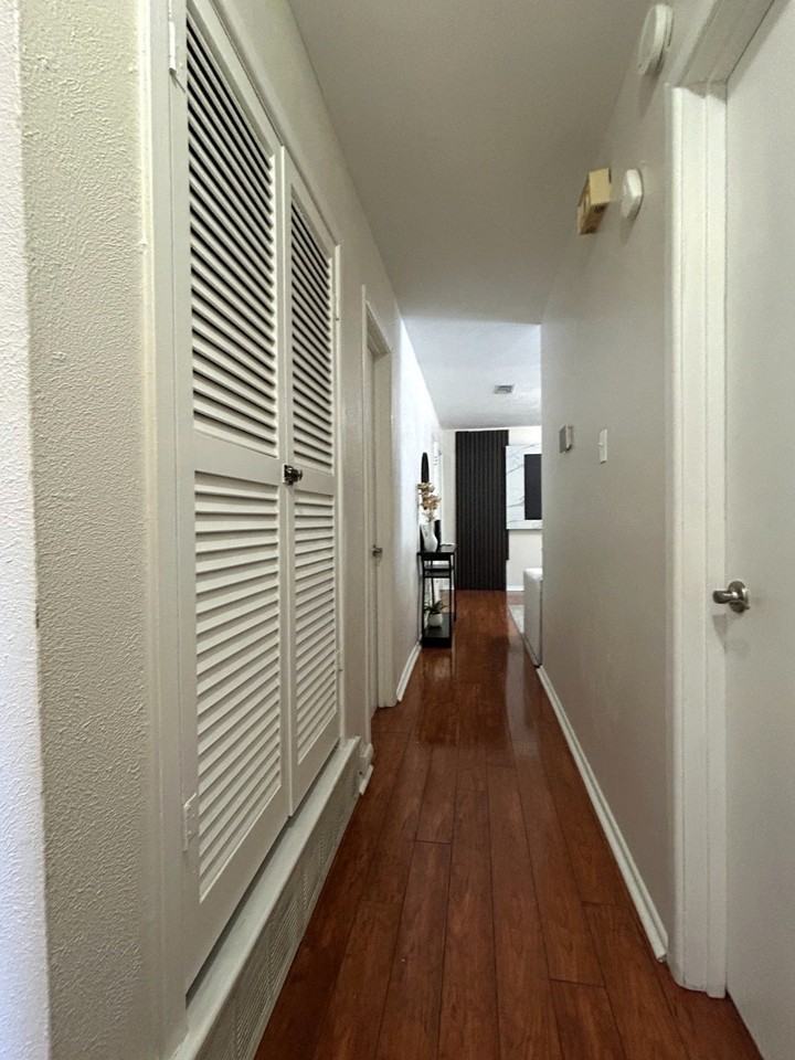 861 Russell Ln - Photo 6 of 24