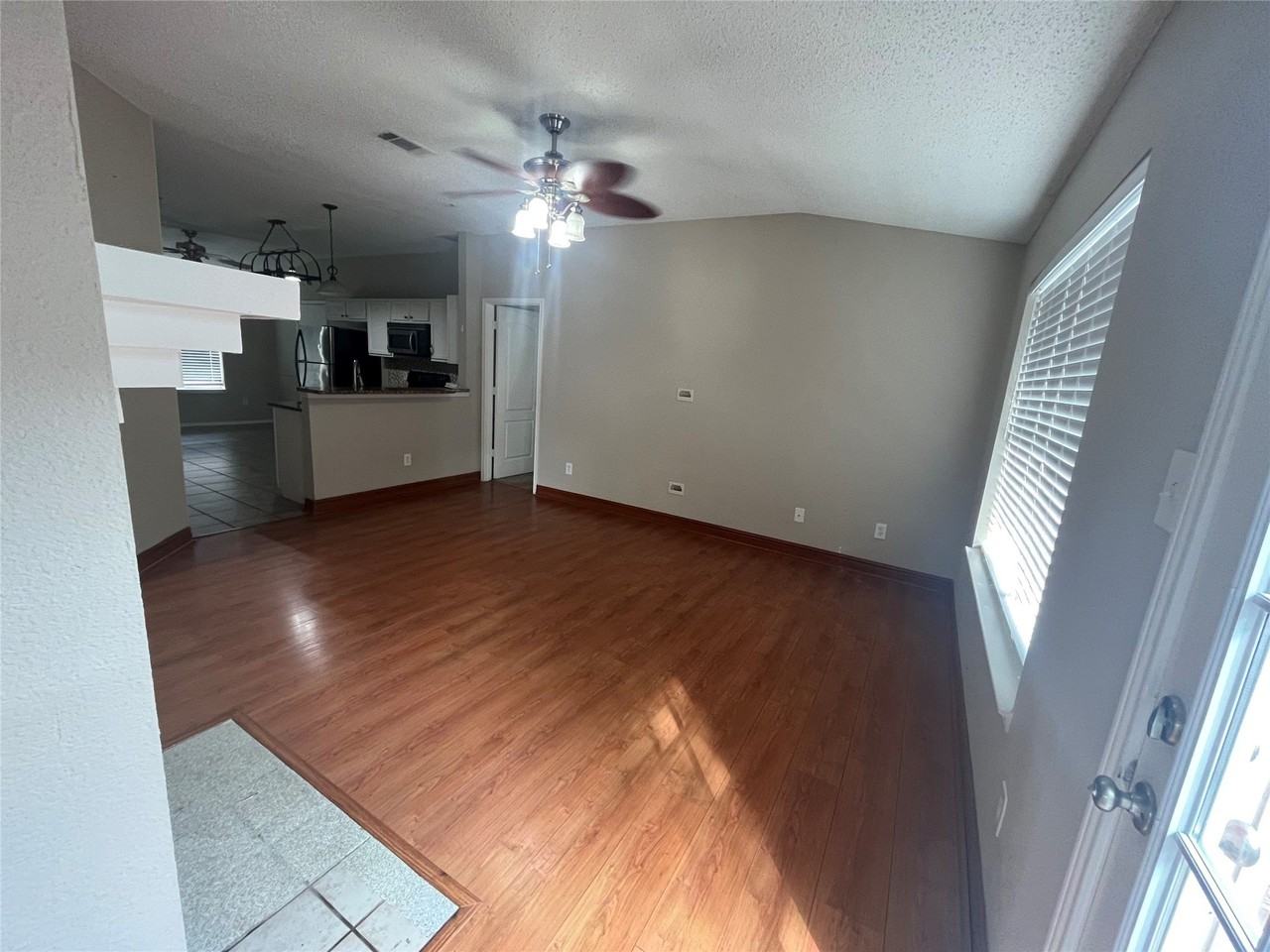 1417 Stella Dr - Photo 2 of 14