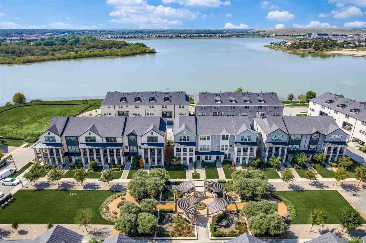 3703 Sailing View Blvd - Photo 3 of 19