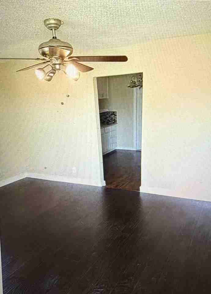 807 Chestnut St - Photo 5 of 10