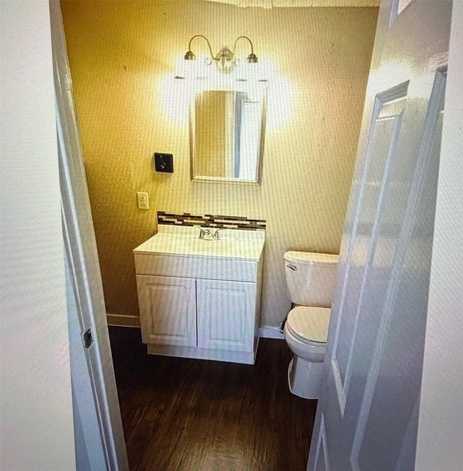 807 Chestnut St - Photo 7 of 10