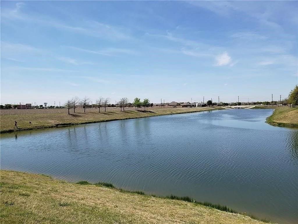 12739 Cardinal Creek Dr - Photo 3 of 23