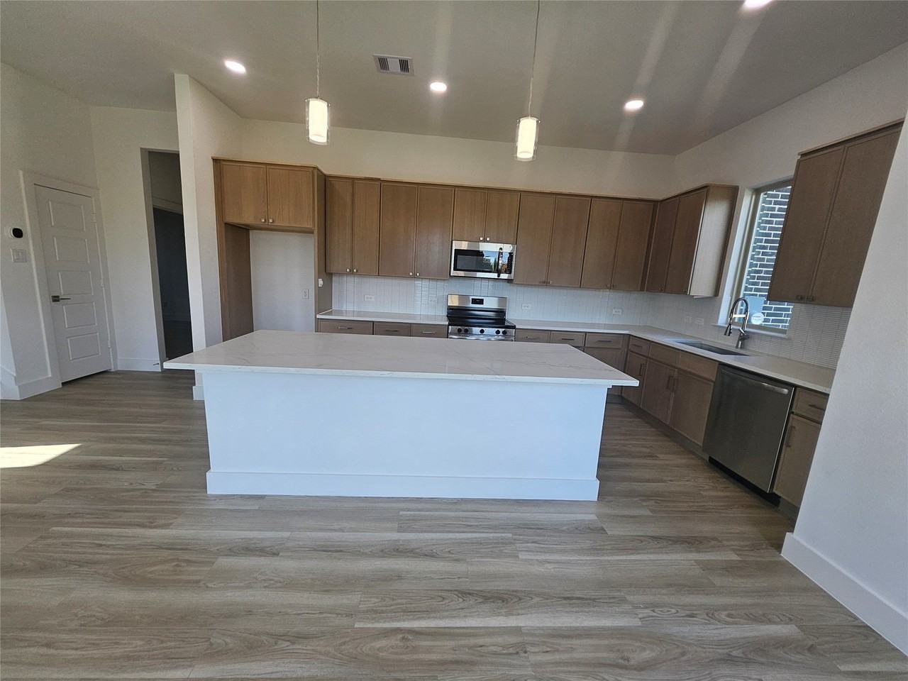 5603 Wayside Dr - Photo 7 of 25
