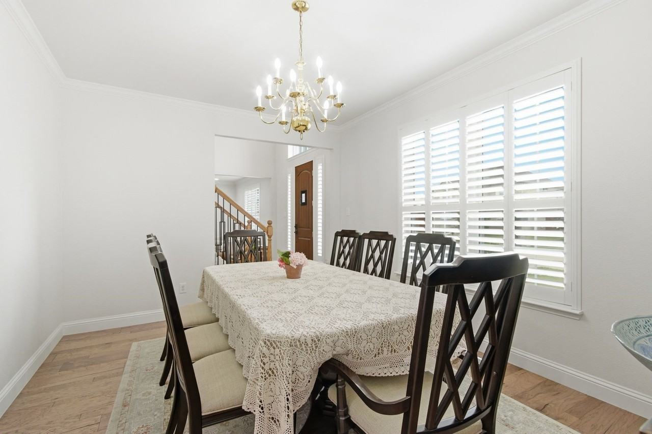 3852 Harrison Dr - Photo 7 of 40