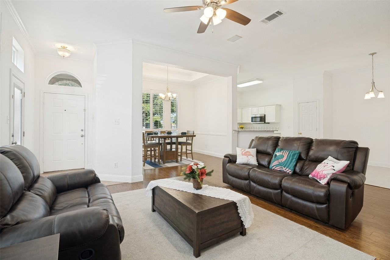 6924 Harvey Ln - Photo 4 of 25