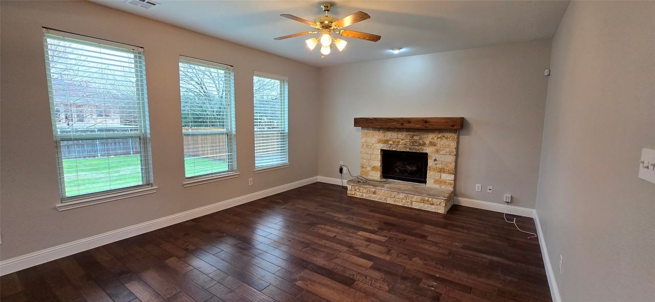 5004 Wethington Ct - Photo 7 of 22