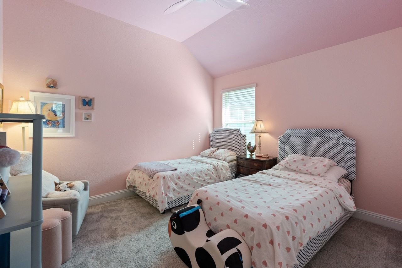 14828 Grissom Ave - Photo 5 of 18
