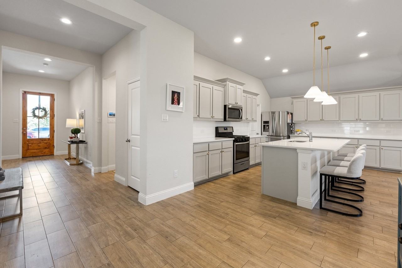 14828 Grissom Ave - Photo 6 of 18