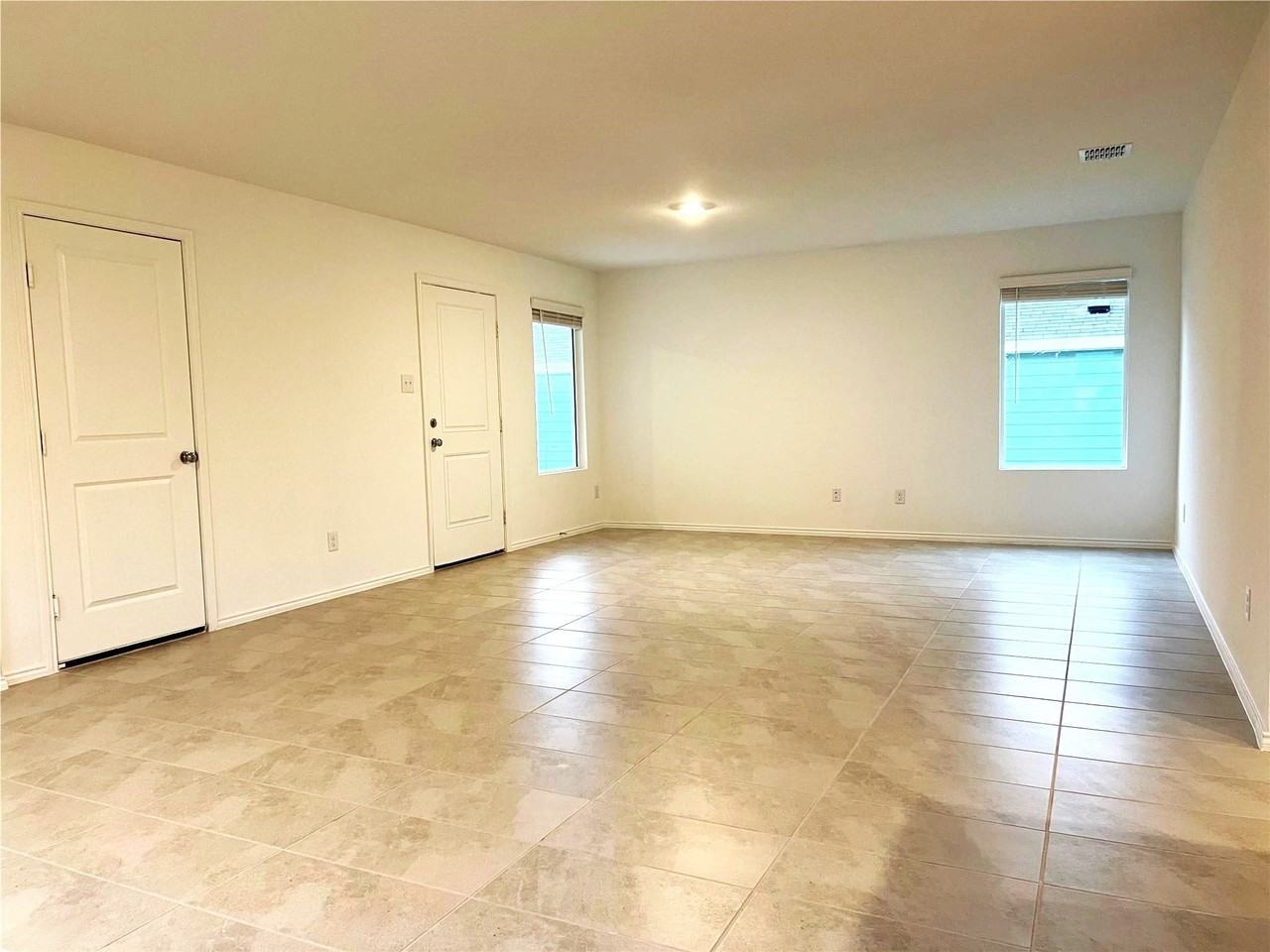 2836 Slatewood Dr - Photo 3 of 28