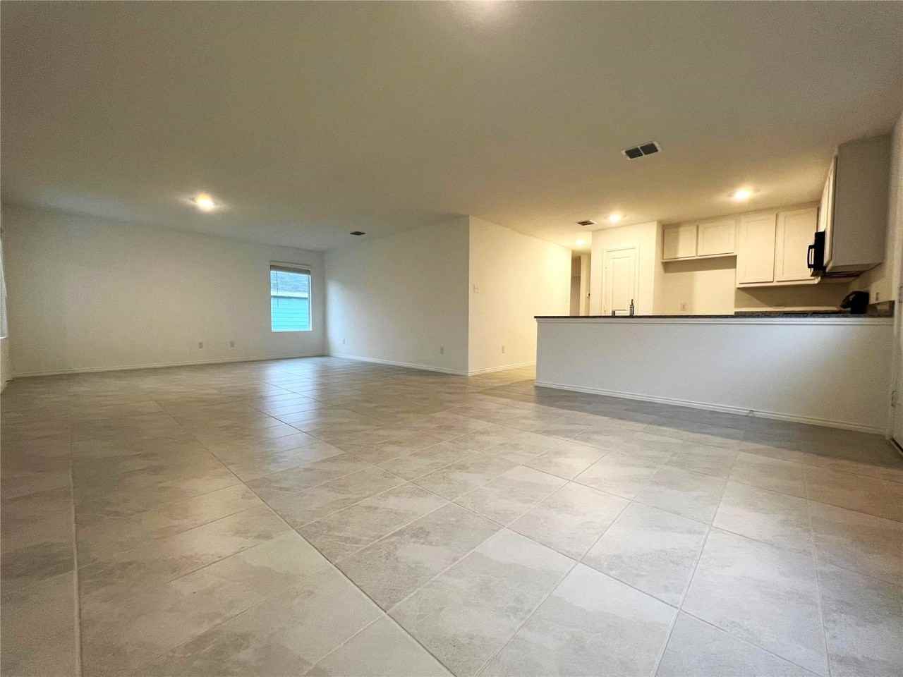 2836 Slatewood Dr - Photo 6 of 28