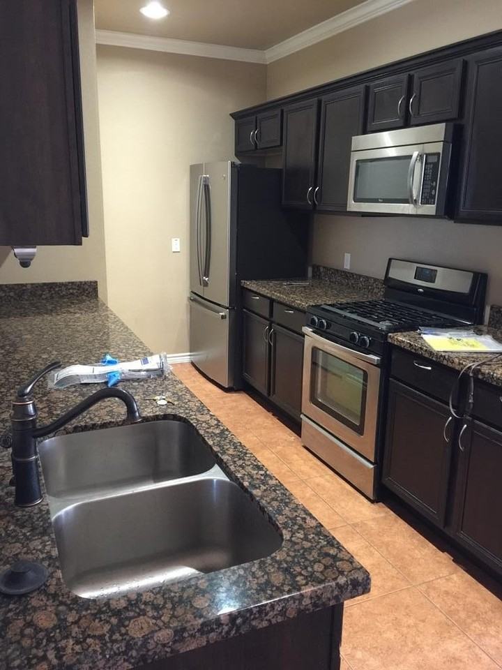 7234 Manford Ln - Photo 2 of 3