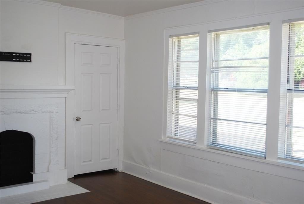 2426 Nw 11th St - Photo 4 of 11