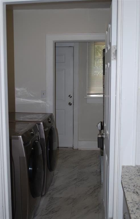 2426 Nw 11th St - Photo 5 of 11
