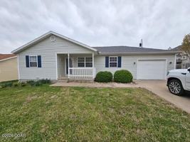 featured image of 1774 Chickadee Dr