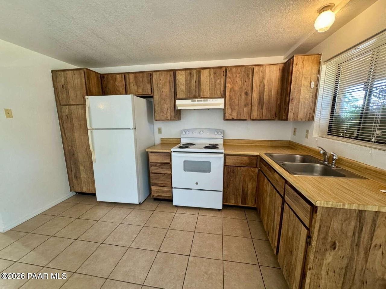 927 N Old Chisholm Trl #A - Photo 5 of 8