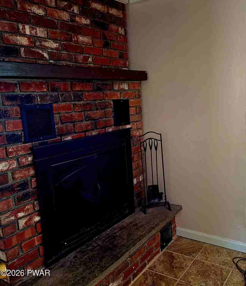 123 Lewis Rd - Photo 4 of 15