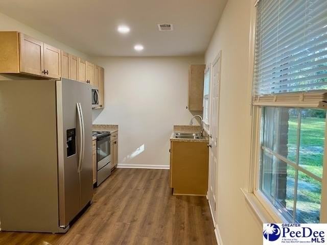 932 Brunwood Dr - Photo 5 of 18