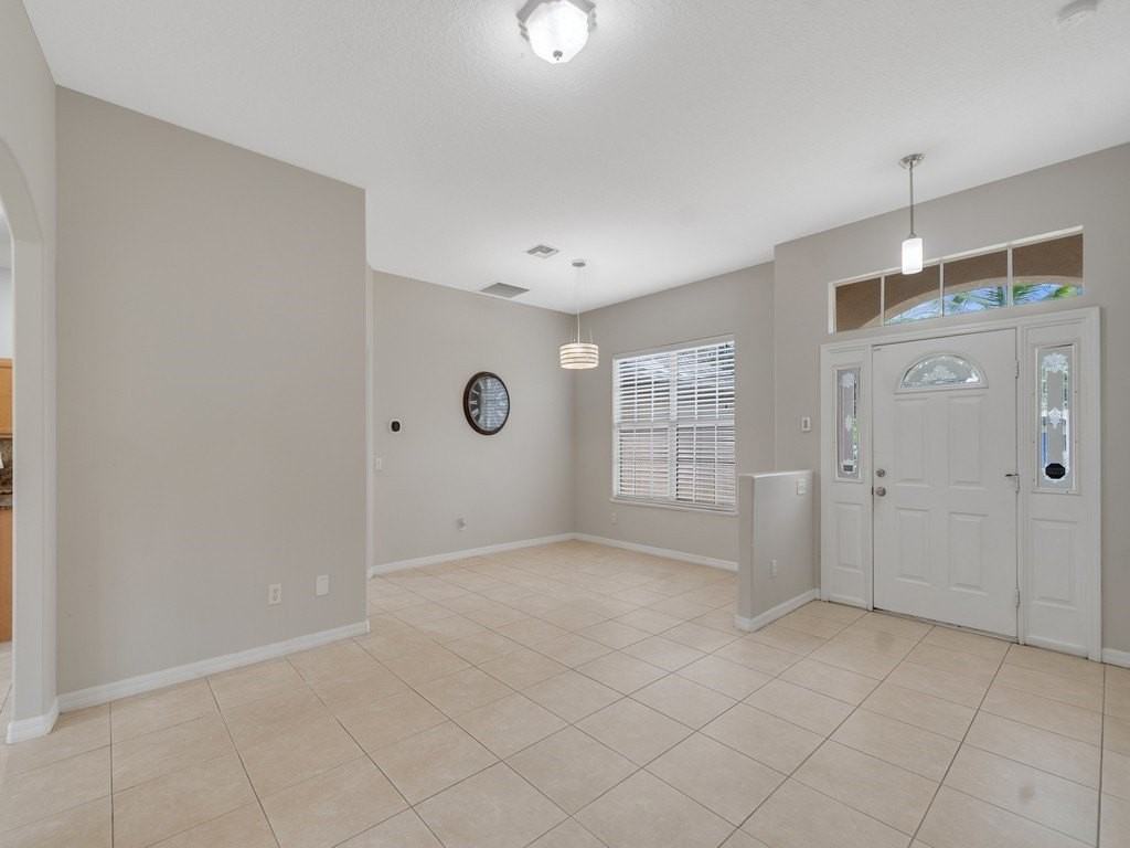 4819 51st Ct - Photo 6 of 32