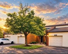 18268 University Park Dr - Photo 1 of 1