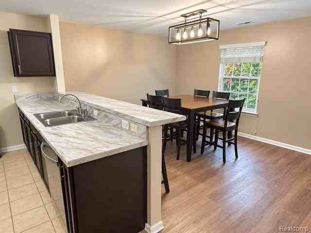 45693 Cagney Dr - Photo 6 of 18