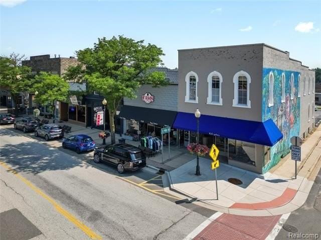 125 S Main St - Photo 7 of 30