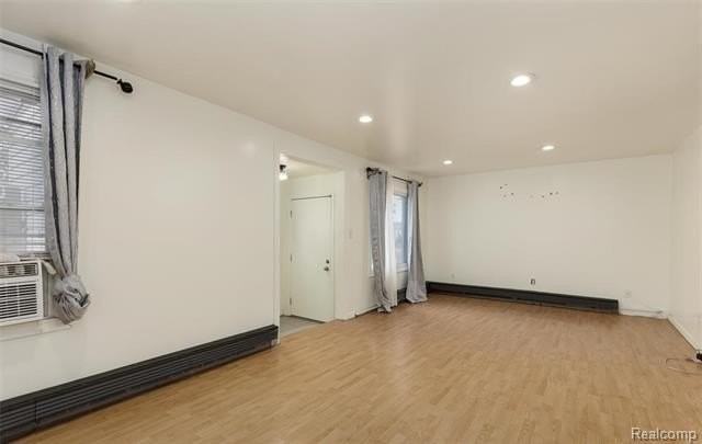 27321 Baldwin Ave - Photo 4 of 23