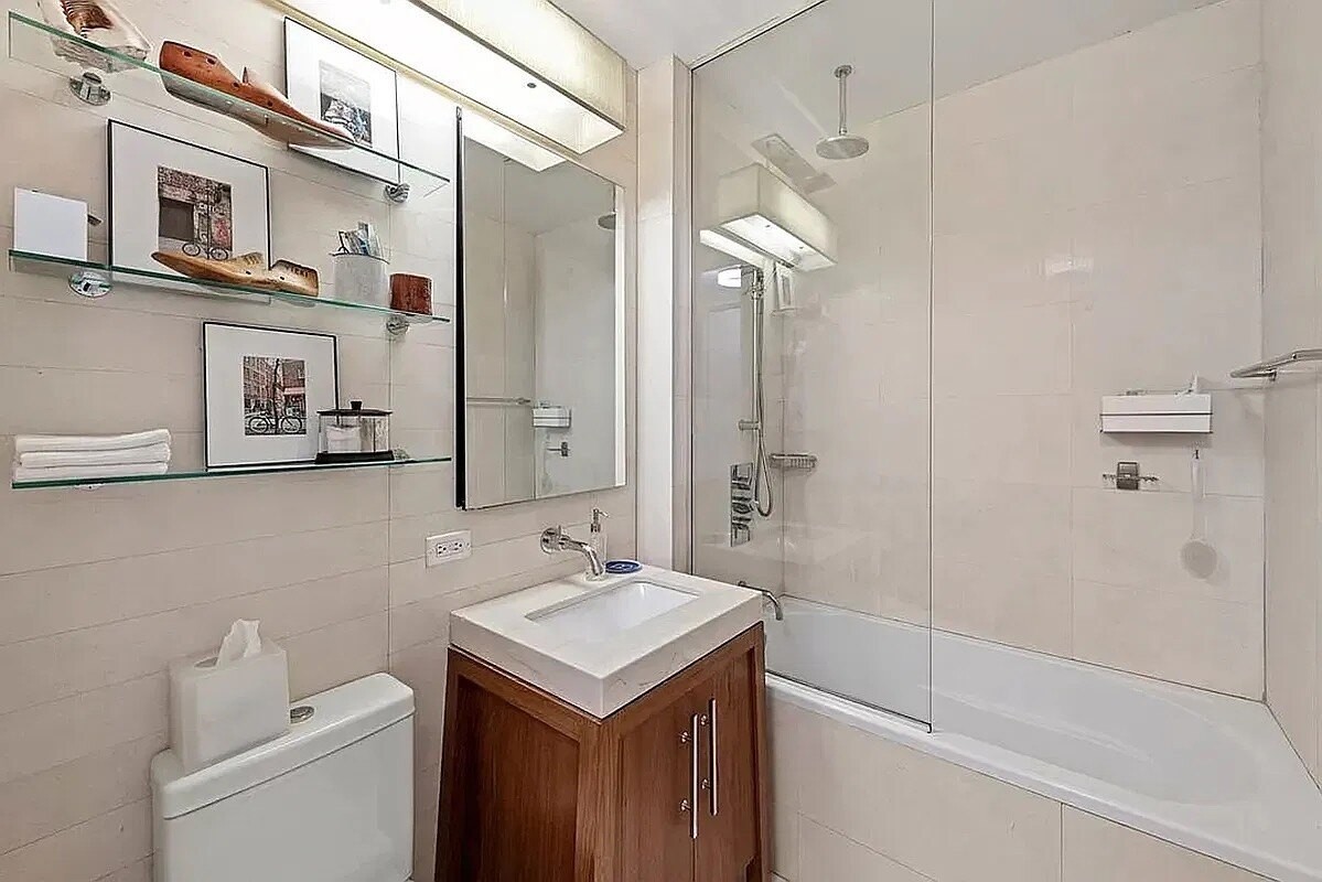 88 Greenwich St - Photo 6 of 9