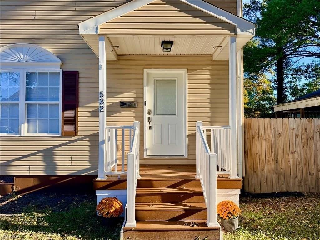 532 Lenox Ave - Photo 3 of 41
