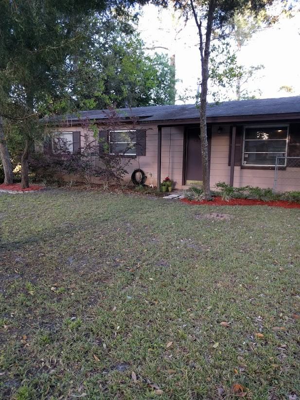 3827 NE 12th St - Photo 2 of 18