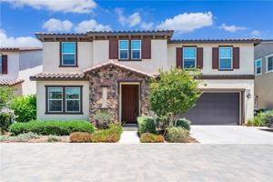 featured image of 3966 E Catalina St